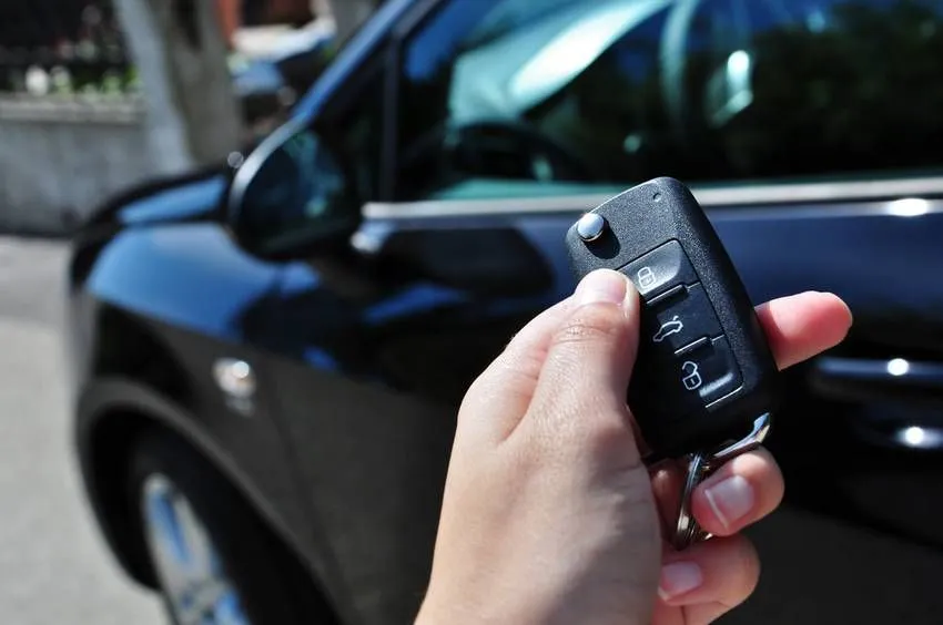 Bei Mr Key finden Sie den passenden autoschlüsseldienst online