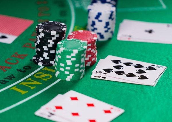 Die Wahl eines Online-Casinos – Fallstricke, auf die Sie achten sollten